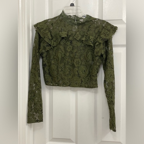 ASOS Tops - ASOS DESIGN lace crop ruffle sleeve top olive green breathable cropped sexy Sz 6